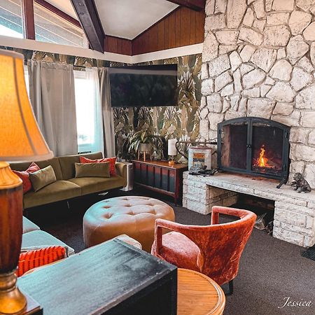 The Springs Motel New Ashford Экстерьер фото