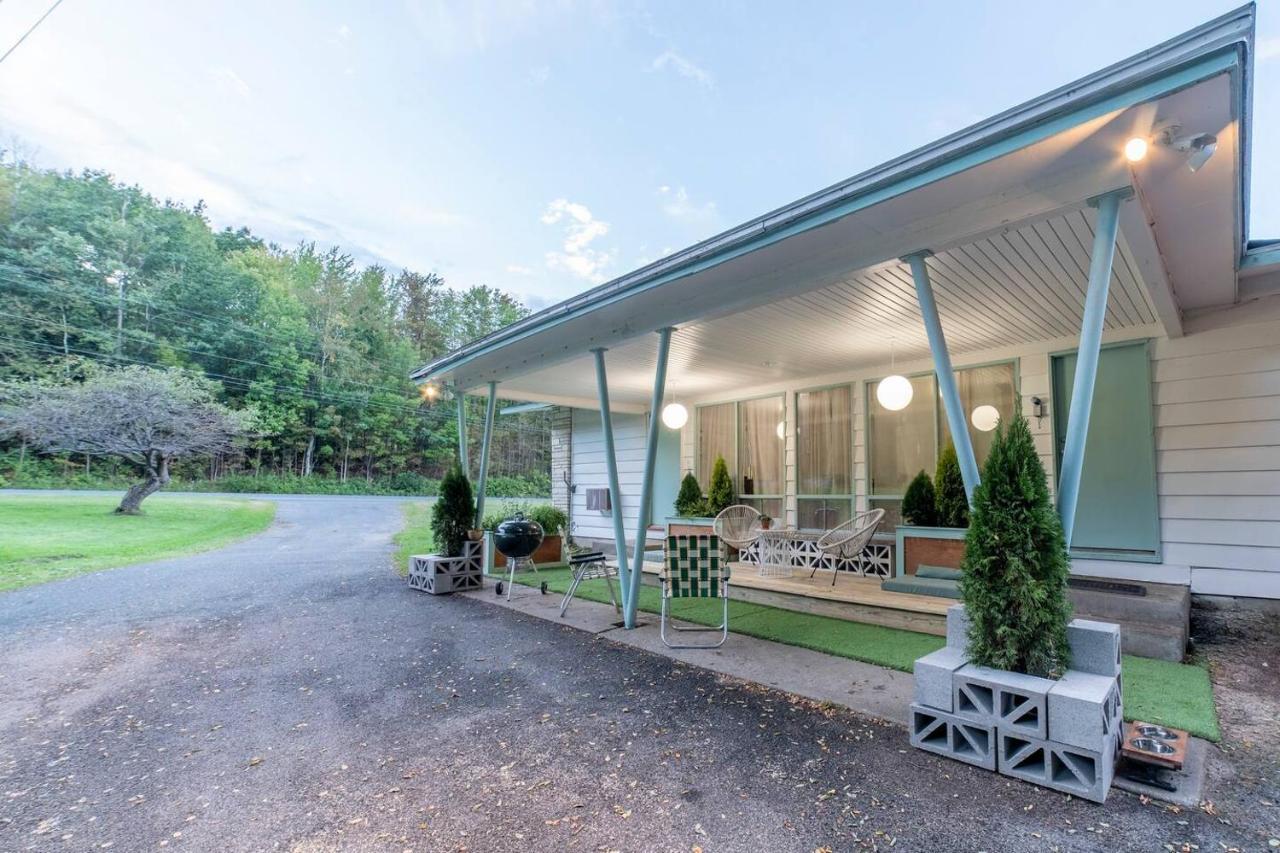 The Springs Motel New Ashford Экстерьер фото