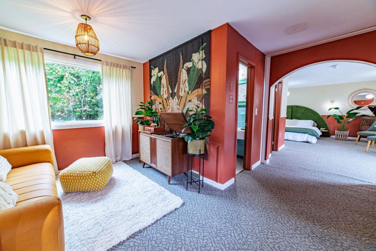 The Springs Motel New Ashford Экстерьер фото