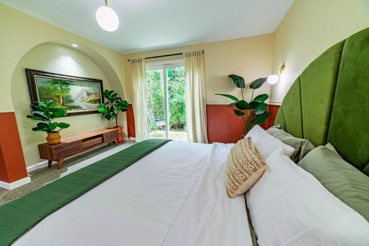 The Springs Motel New Ashford Экстерьер фото