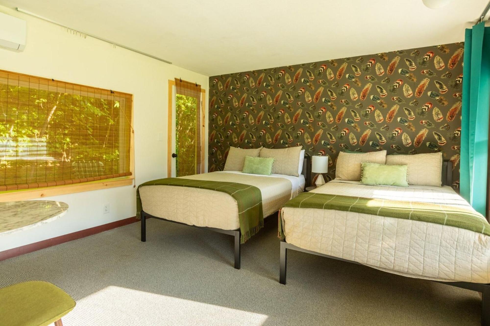 The Springs Motel New Ashford Экстерьер фото