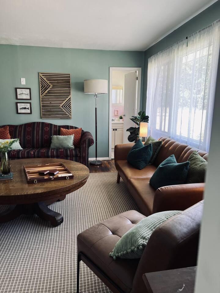 The Springs Motel New Ashford Экстерьер фото